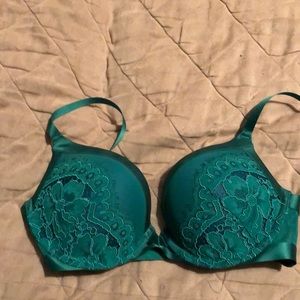 VS Very Sexy green push up bra